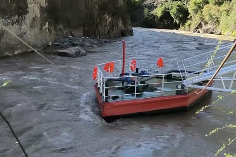 自然災害後の給水ポンプ場